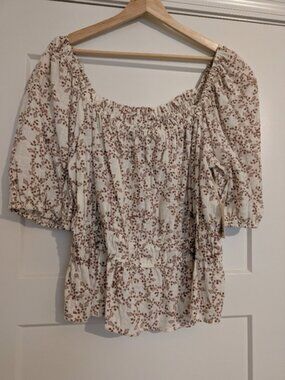 A.n.a. Floral Cream and Brown Women's Top Size XL NWT